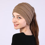 Bonnet en crochet queue de cheval